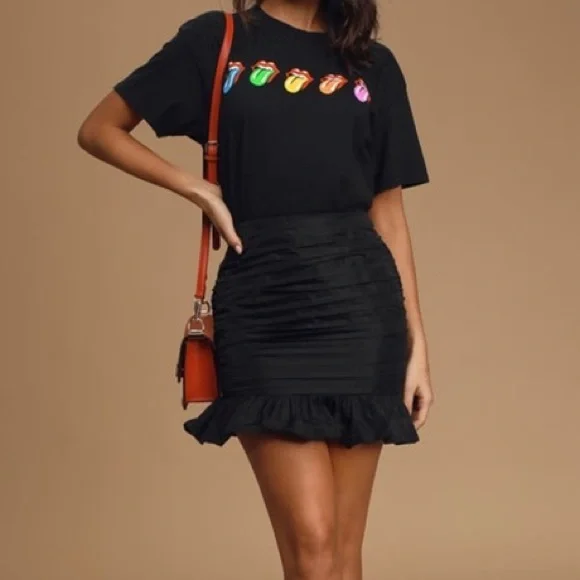 Bubble Ruched Mini Skirt (NWT) - Picture 1 of 4